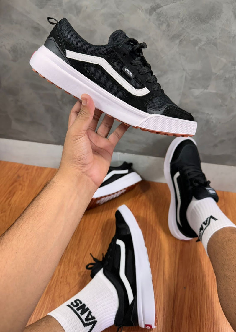 Tênis Vans UltraRange 3D Unissex [Preto] - Estilo Versátil para dia a dia