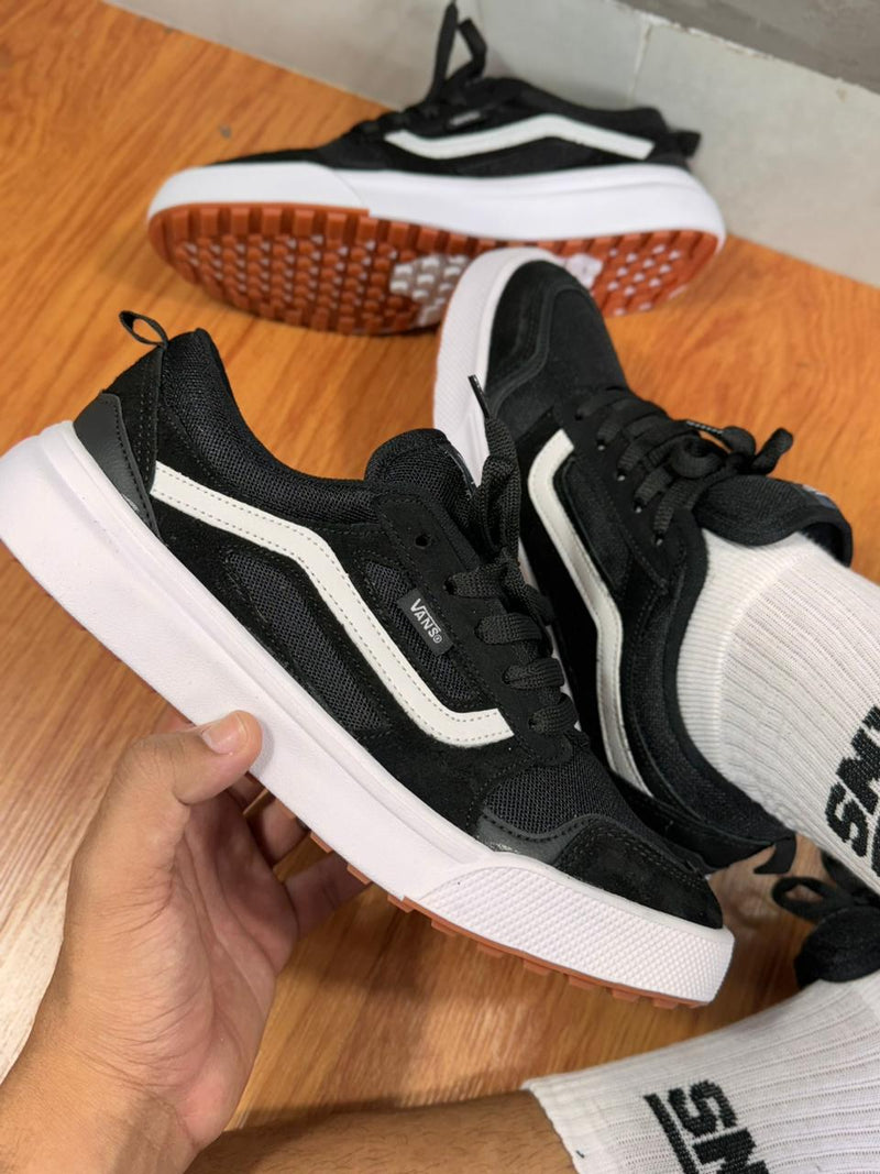 Tênis Vans UltraRange 3D Unissex [Preto] - Estilo Versátil para dia a dia