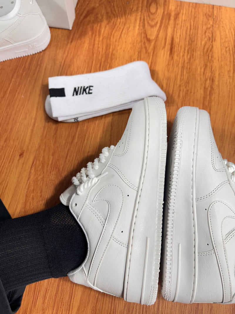 Tênis Nike Air Force 1 Unissex [Branco] [Cadarço Corda] - Reinvenção do Clássico