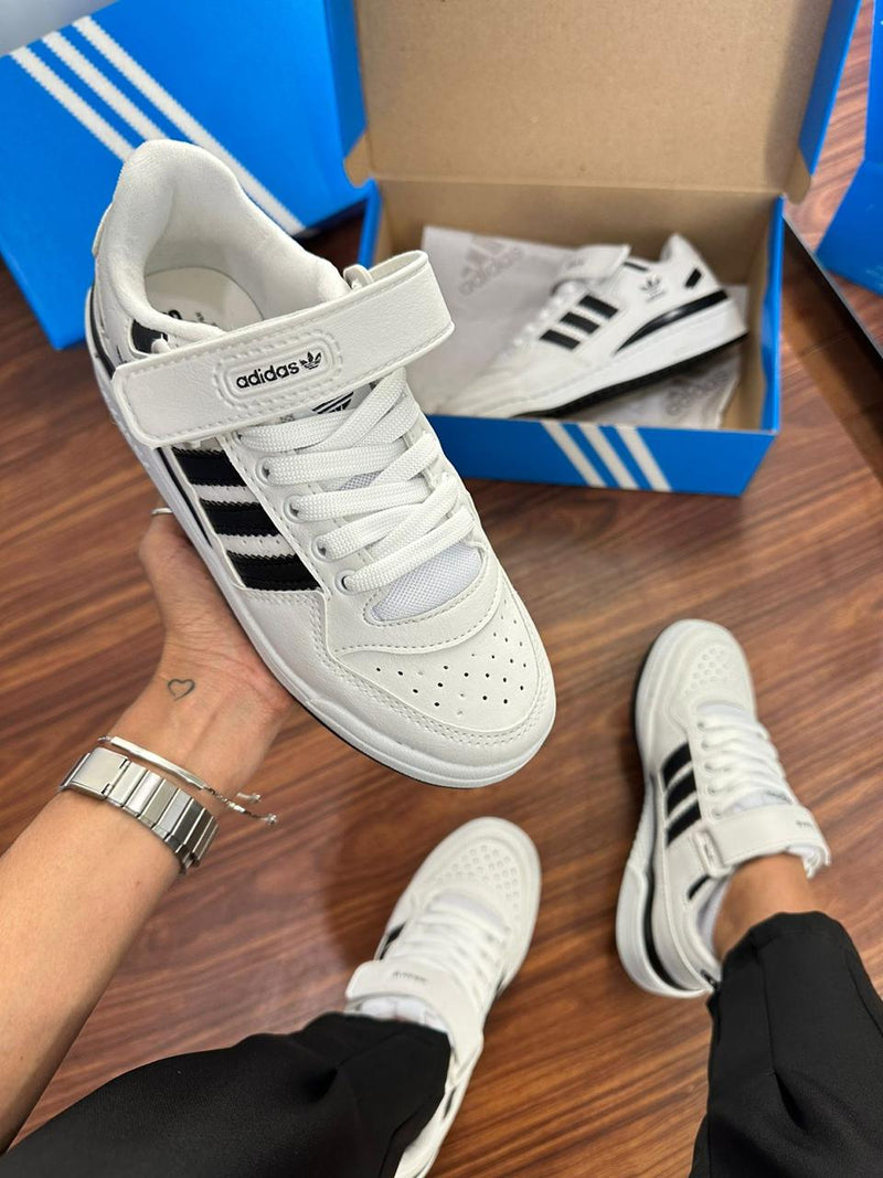 Tênis feminino confortável Adidas forum low Branco com preto 