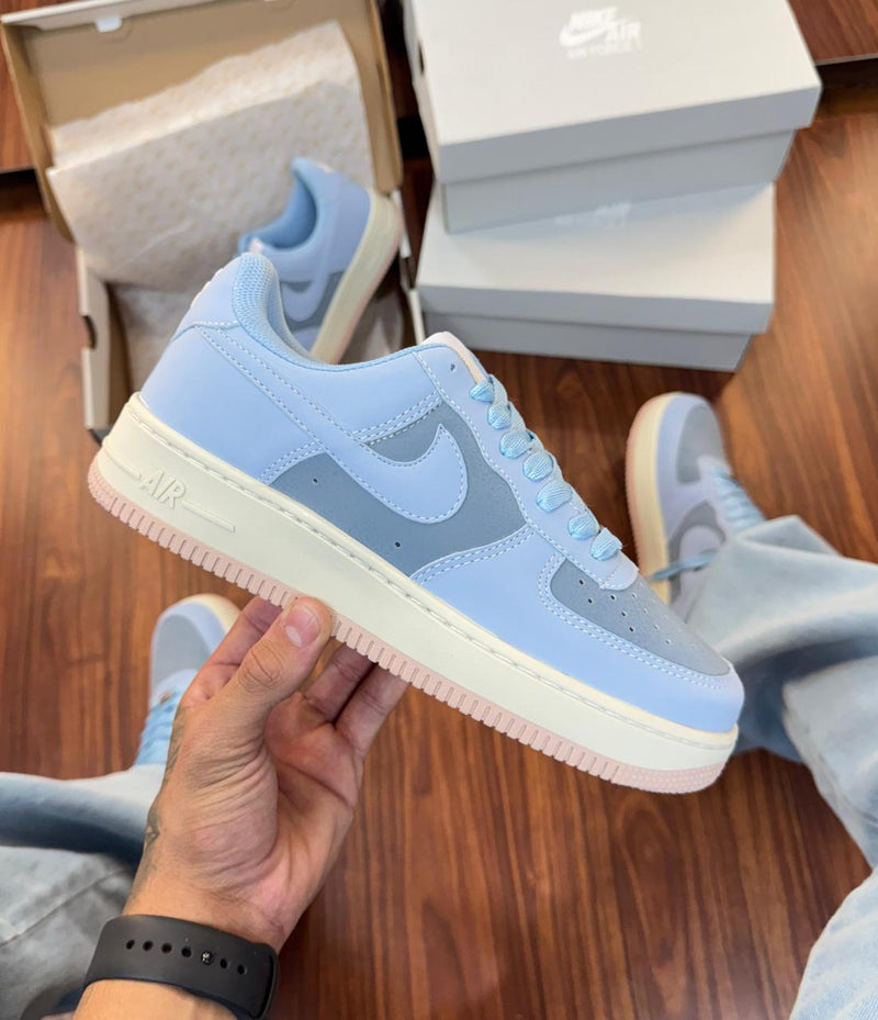 Tênis Unissex confortável e estiloso Nike Air force 1 azul 