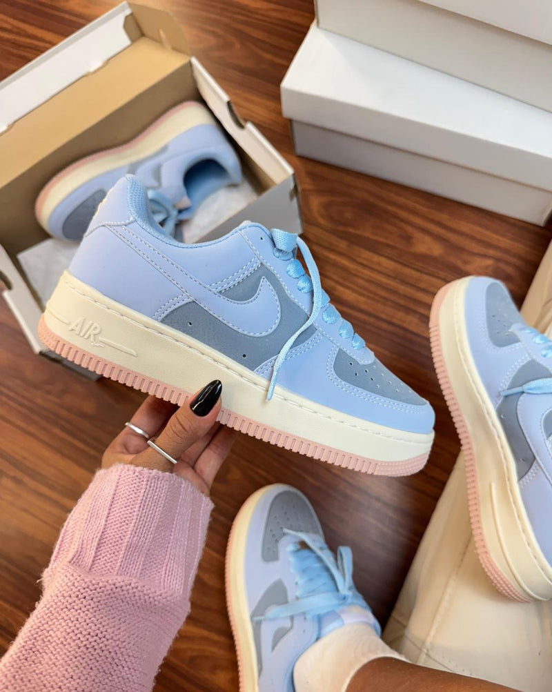 Tênis Unissex confortável e estiloso Nike Air force 1 azul 