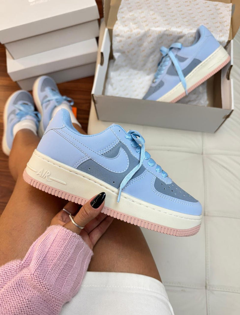 Tênis Unissex confortável e estiloso Nike Air force 1 azul 