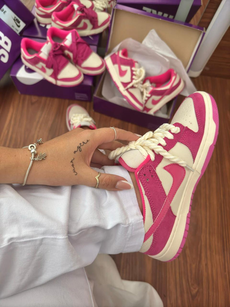 Tênis feminino estiloso confortável Nike sb dunk low rosa 