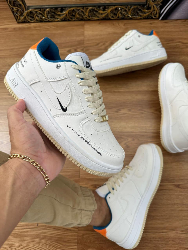 tenis masculino confortavel e estiloso nike air force 1 tip off branco 