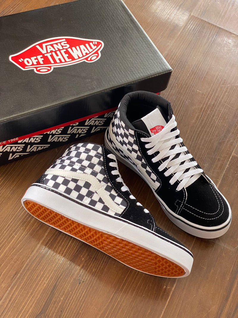 Tênis Vans Old Skool Cano Alto Unissex - O Clássico que Eleva seu Estilo