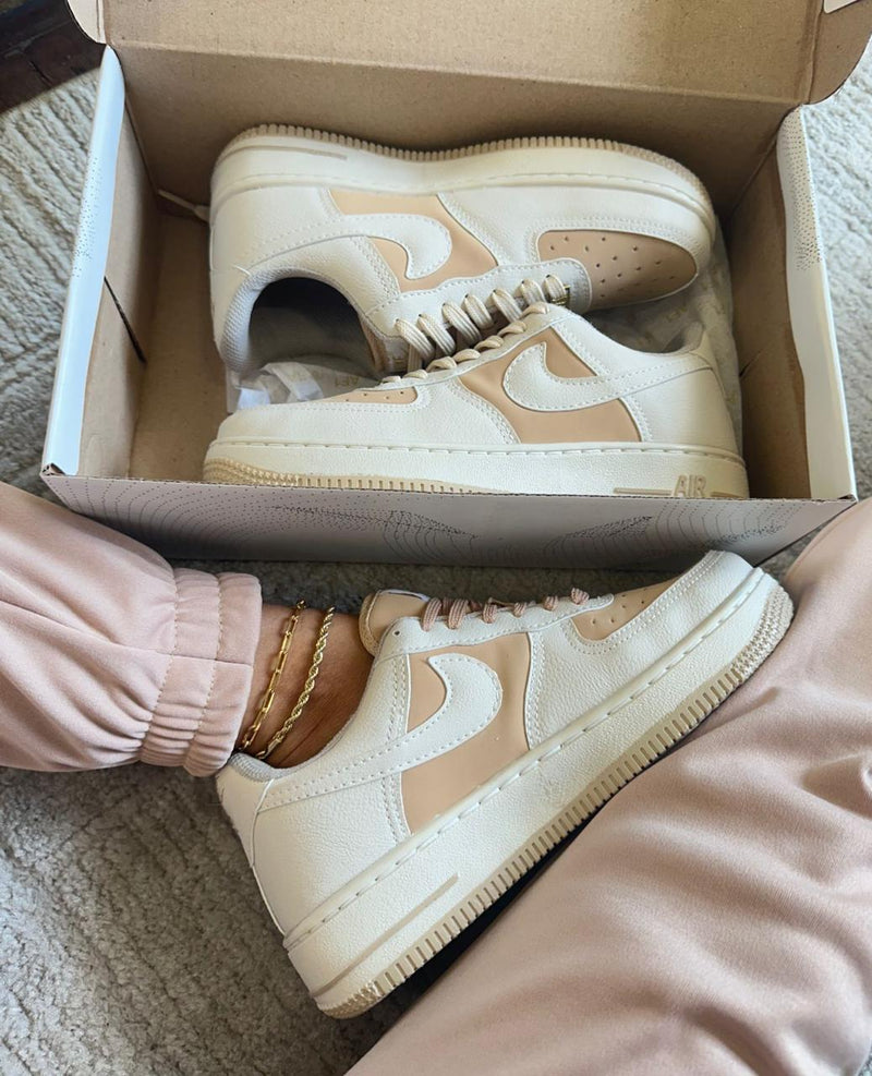 Tênis Nike Air Force 1 [Nude] - Feminino