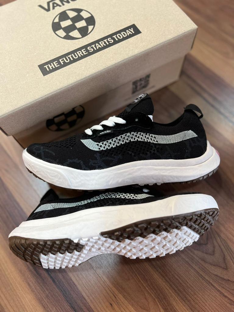 tenis unissex confortavel para o dia a dia vans ultrarange vr3