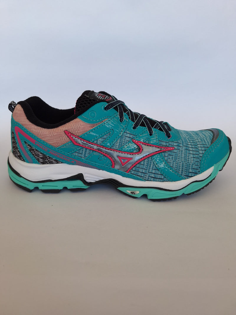 tenis esportivo feminino mizuno nirvana 9