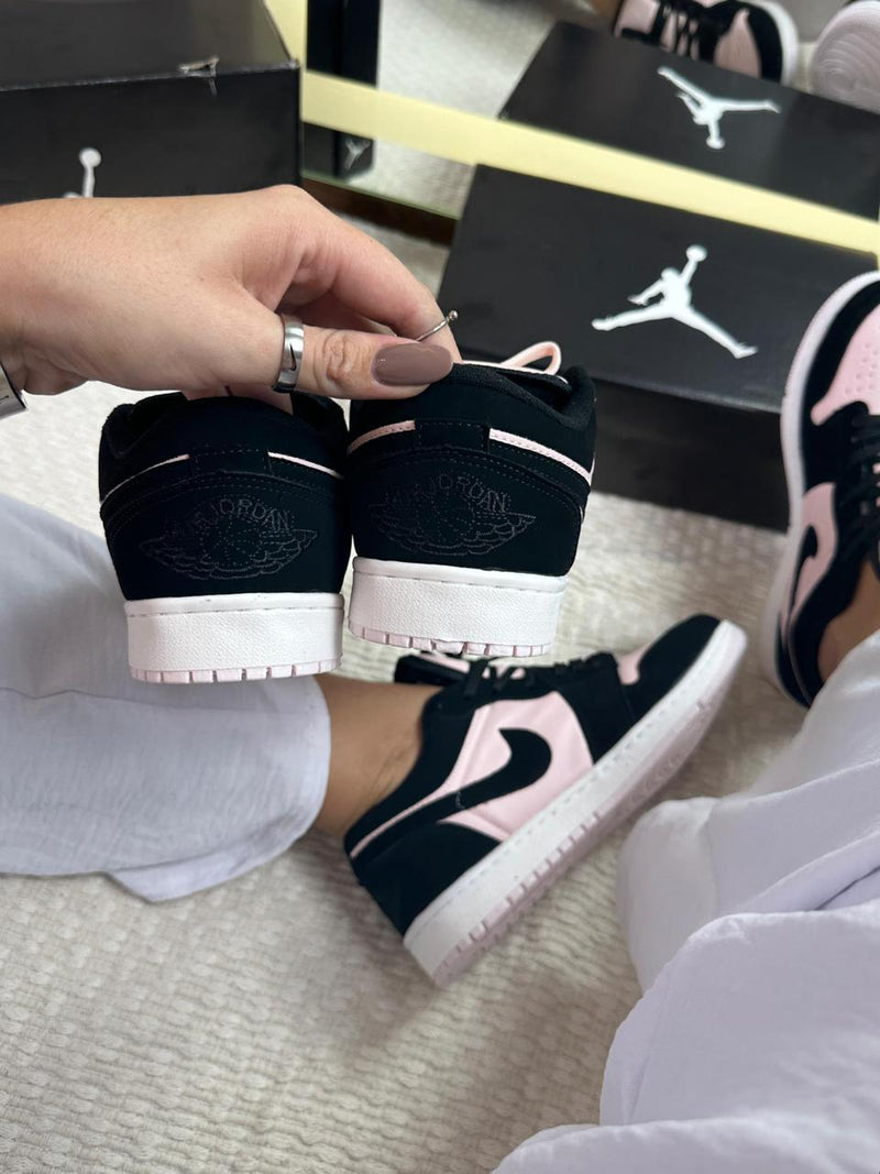 Tênis Nike Jordan 1 Low  Feminino [Preto/Rosa] - [Brinde]