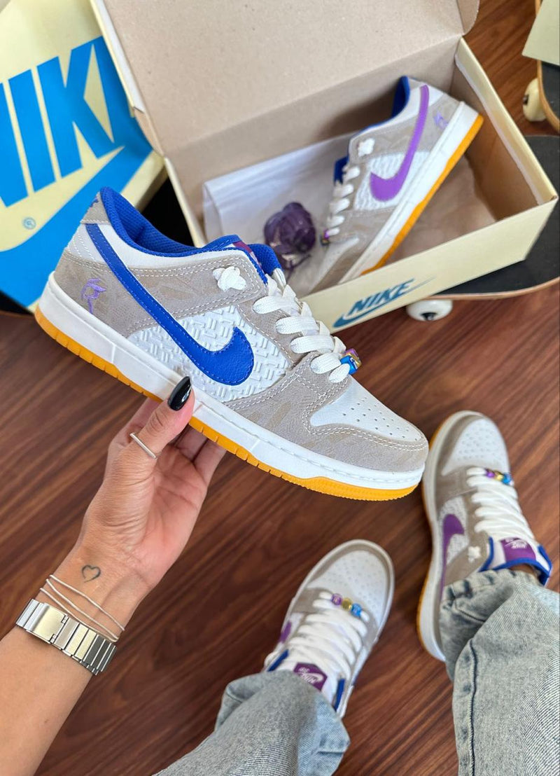 Tênis Nike SB Dunk Low Rayssa Leal Feminino - Estilo Autêntico Inspirado na Estrela do Skate