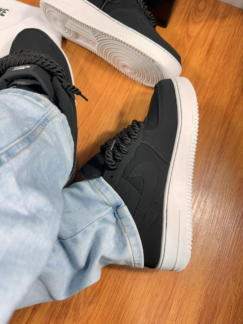 Tênis Nike Air Force 1 Nobuk Masculino [Preto] - Sofisticado e Estiloso