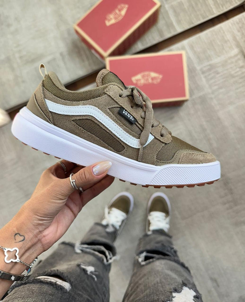 Tênis Vans UltraRange 3D Unissex [Verde Militar] - Estilo Versátil para dia a dia