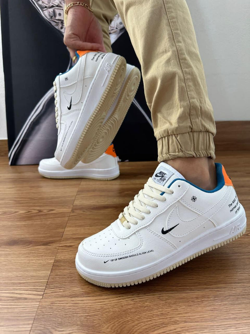 tenis masculino confortavel e estiloso nike air force 1 tip off branco 