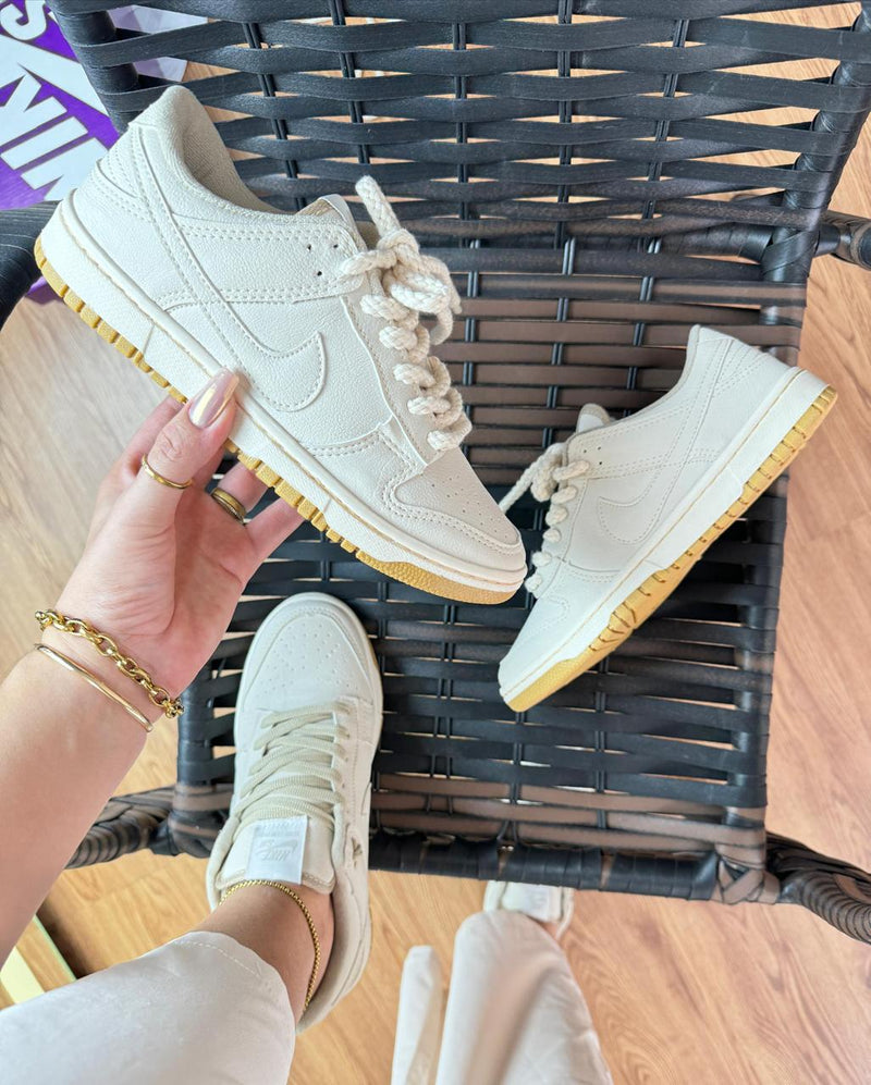 Tênis Nike SB Dunk Low Feminino [Off White] Corda - Exclusividade